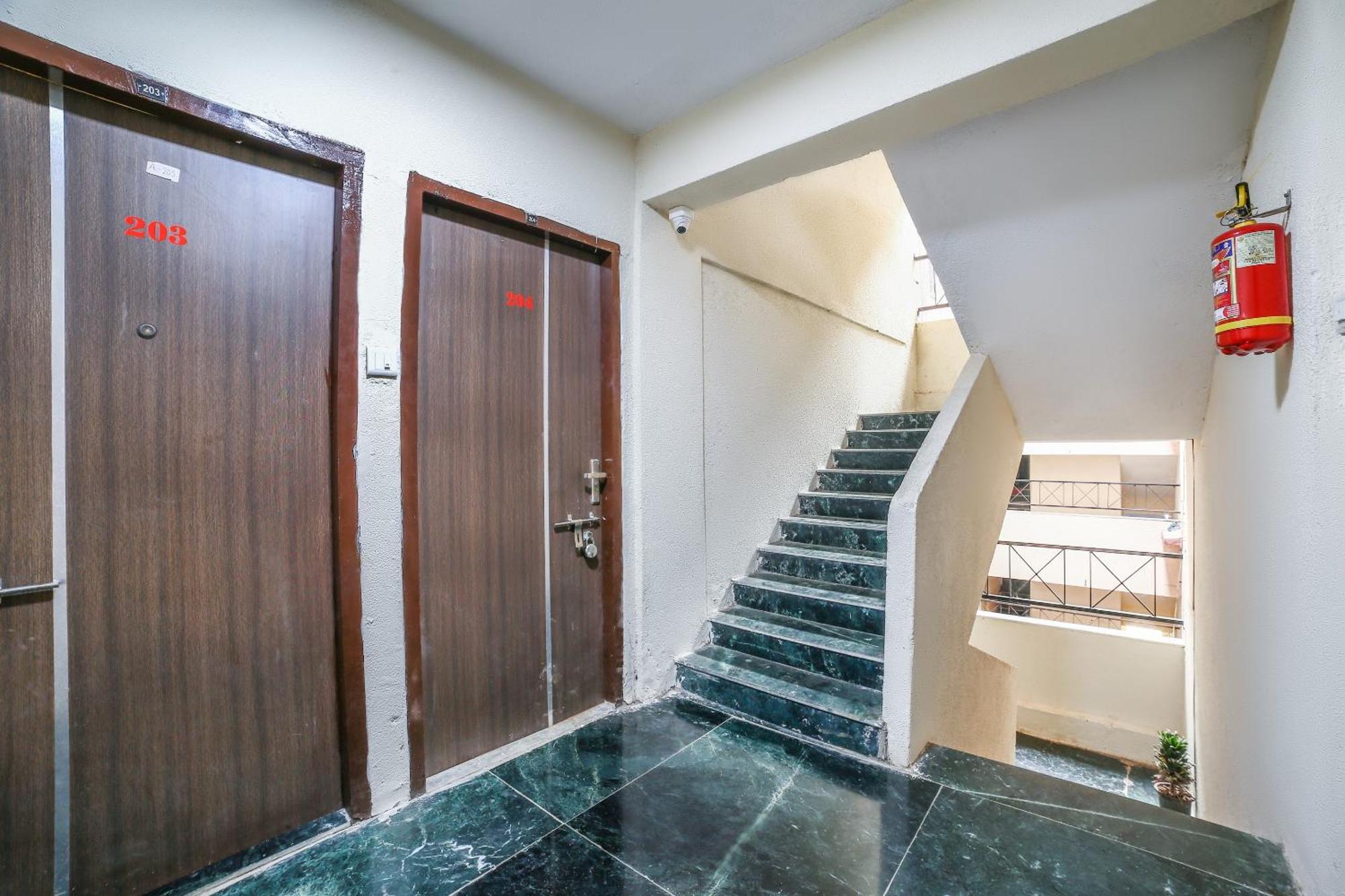 Hotel O Megha Villa Gorhe Buitenkant foto